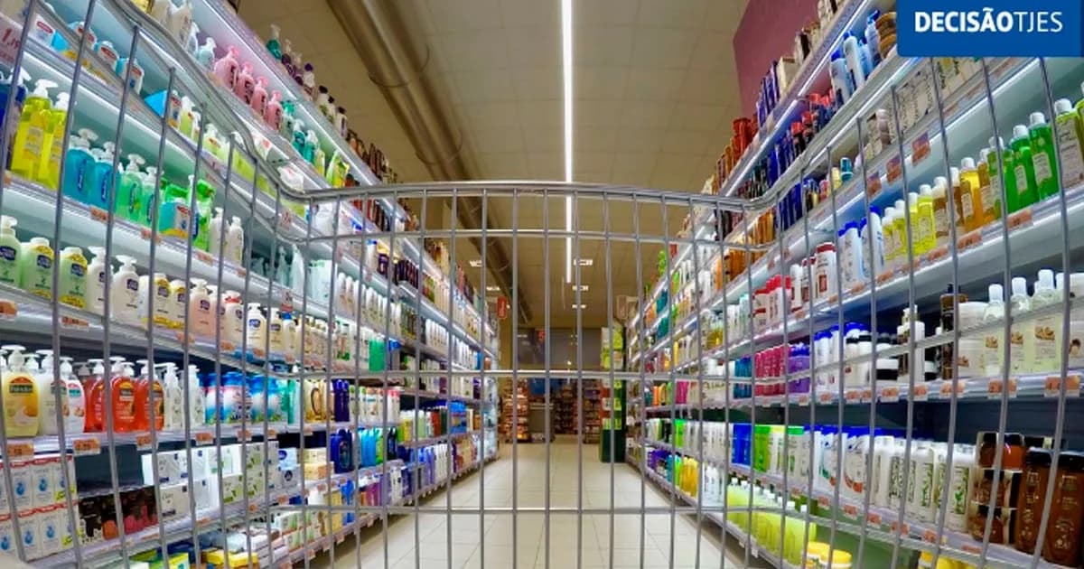 Supermercado Condenado por Abordagem Discriminatória com Base em Gênero e Raça
