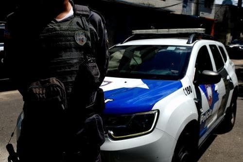 Foragido da Justiça por estupro de vulnerável é preso pela PM em Piúma