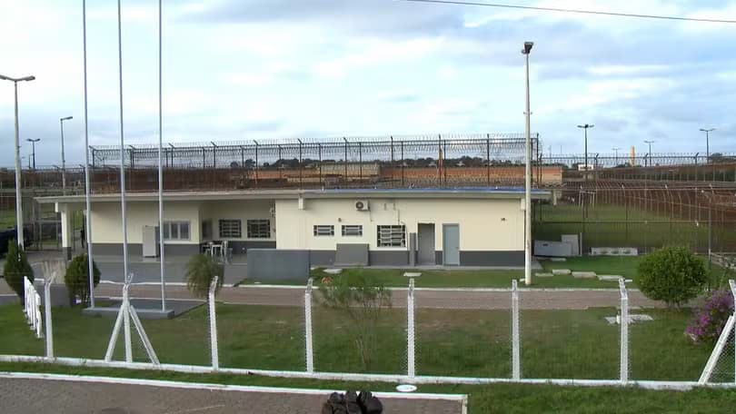 Mulher é Detida com Haxixe Oculto em Preservativo em Presídio