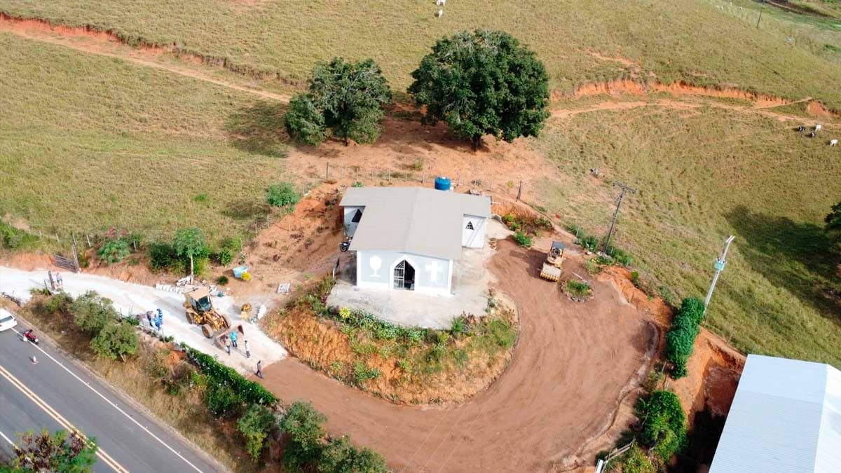 Lajinha Recebe Pavimentação que Promete Transformar a Mobilidade Rural