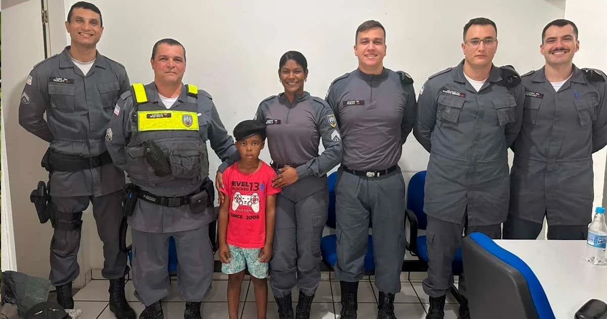 Jovem Realiza Sonho e Interage com Polícia Militar