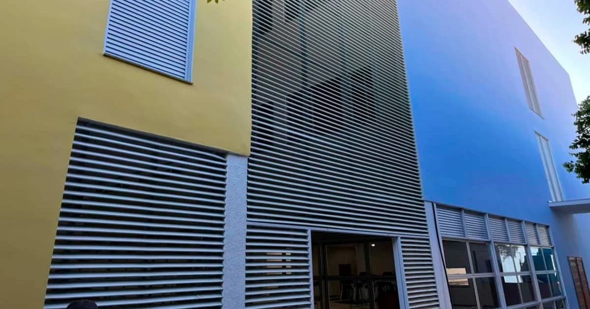 Marataízes inaugura moderno complexo educacional com investimento milionário