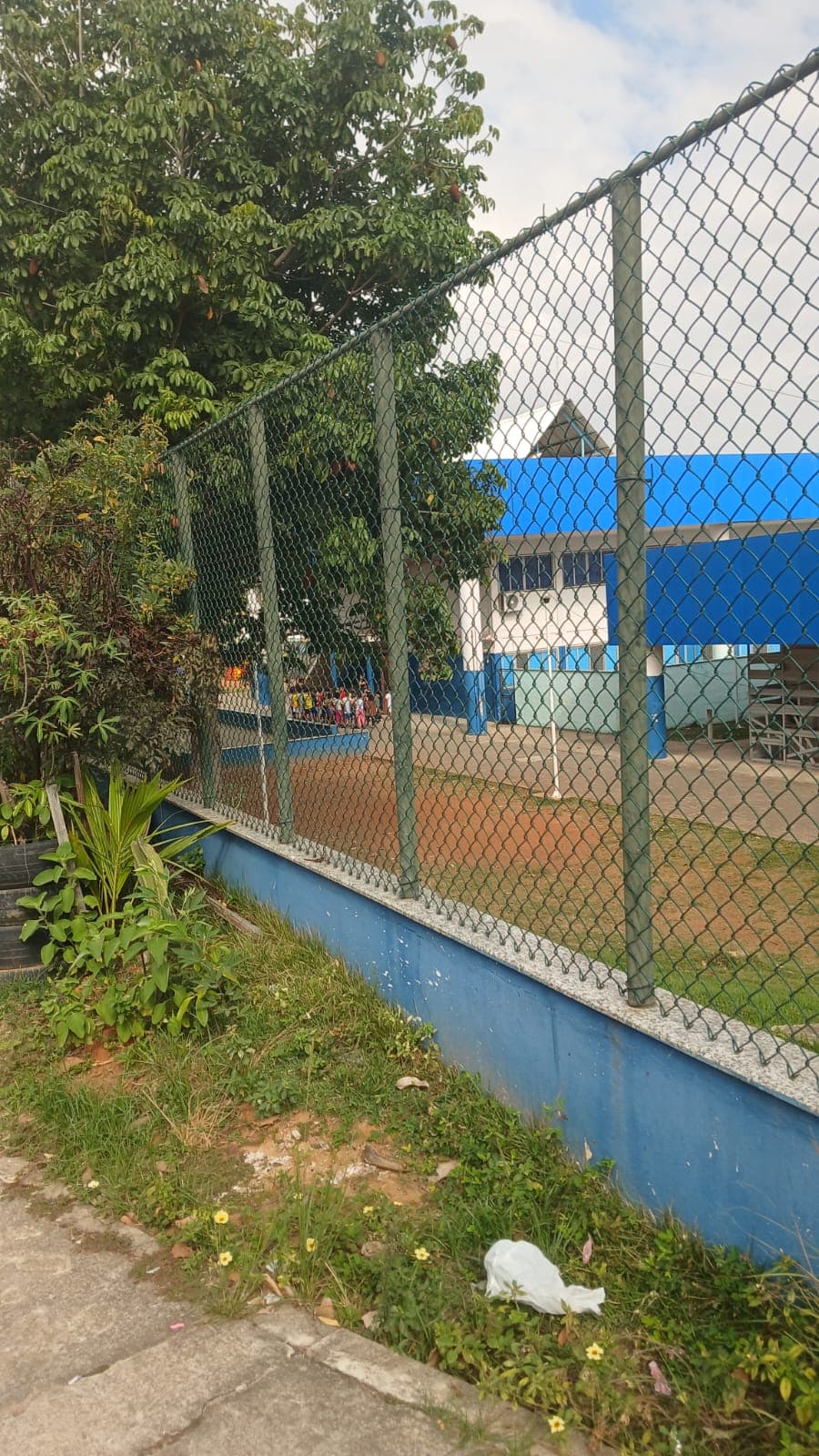 Criança autista de 8 anos é agredida dentro de escola em Marataízes; Polícia e Conselho Tutelar foram acionados