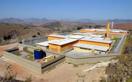 Policial Penal Detido por Facilitar Entrada de Materiais em Presídio