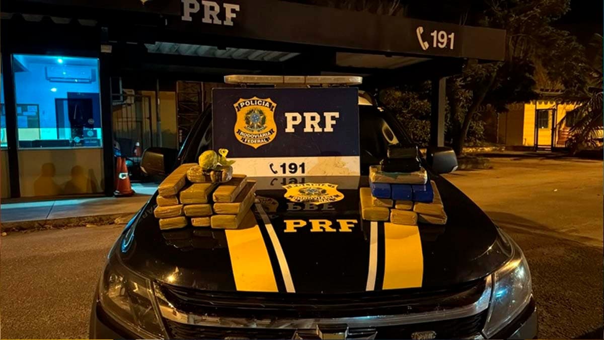 Rota do Tráfico Interceptada: PRF Apreende 22kg de Drogas em Ônibus no RJ