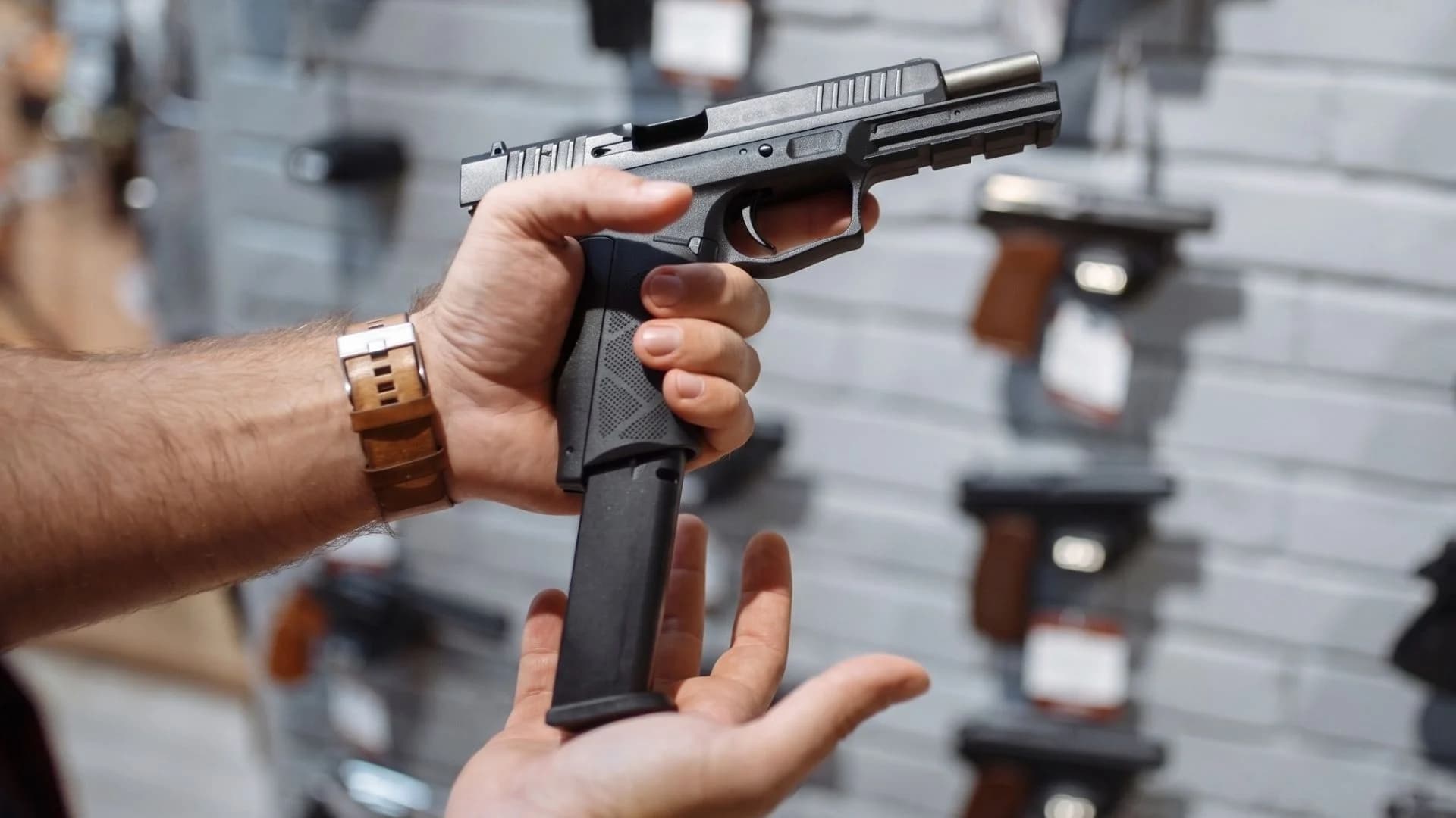 Porte de Arma: Novas Profissões Podem Ser Autorizadas a Portar Armamento