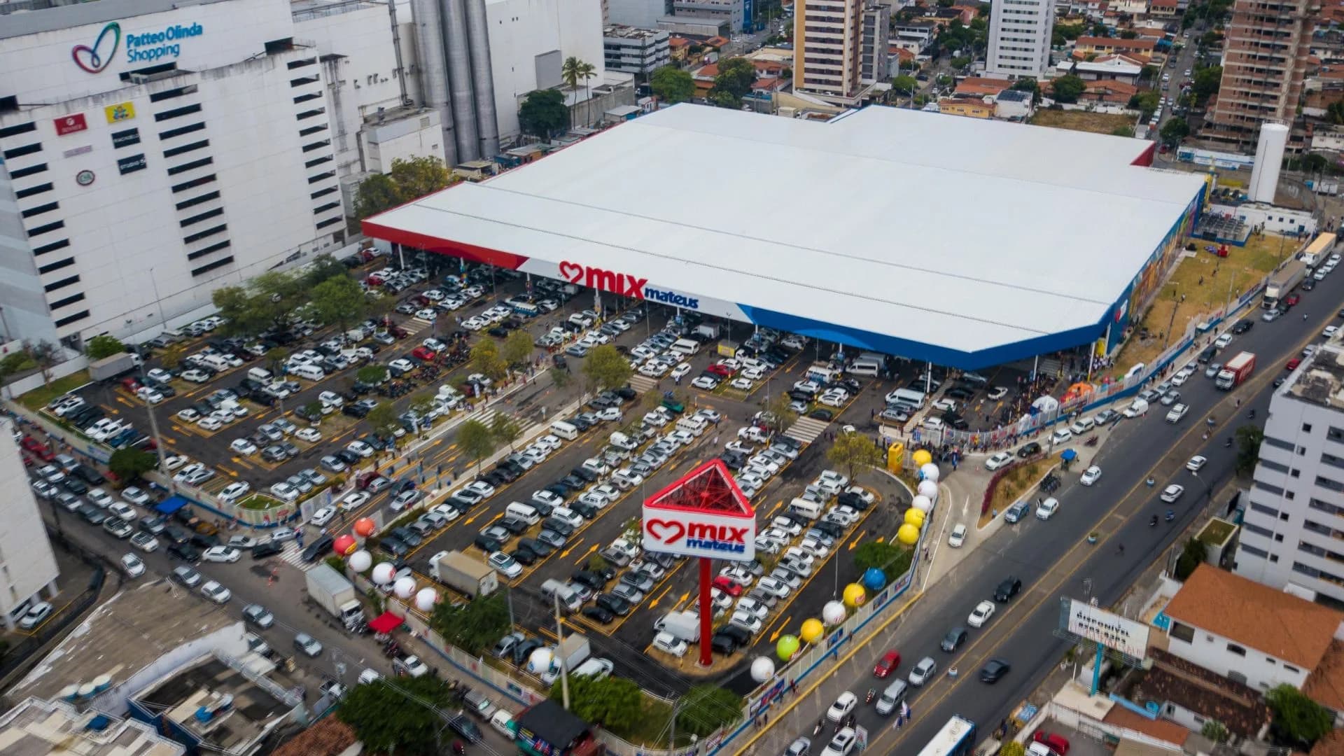 Grupo Mateus Reduz Operações: 28 Lojas Fechadas e 6,6 Mil Demissões em Reestruturação