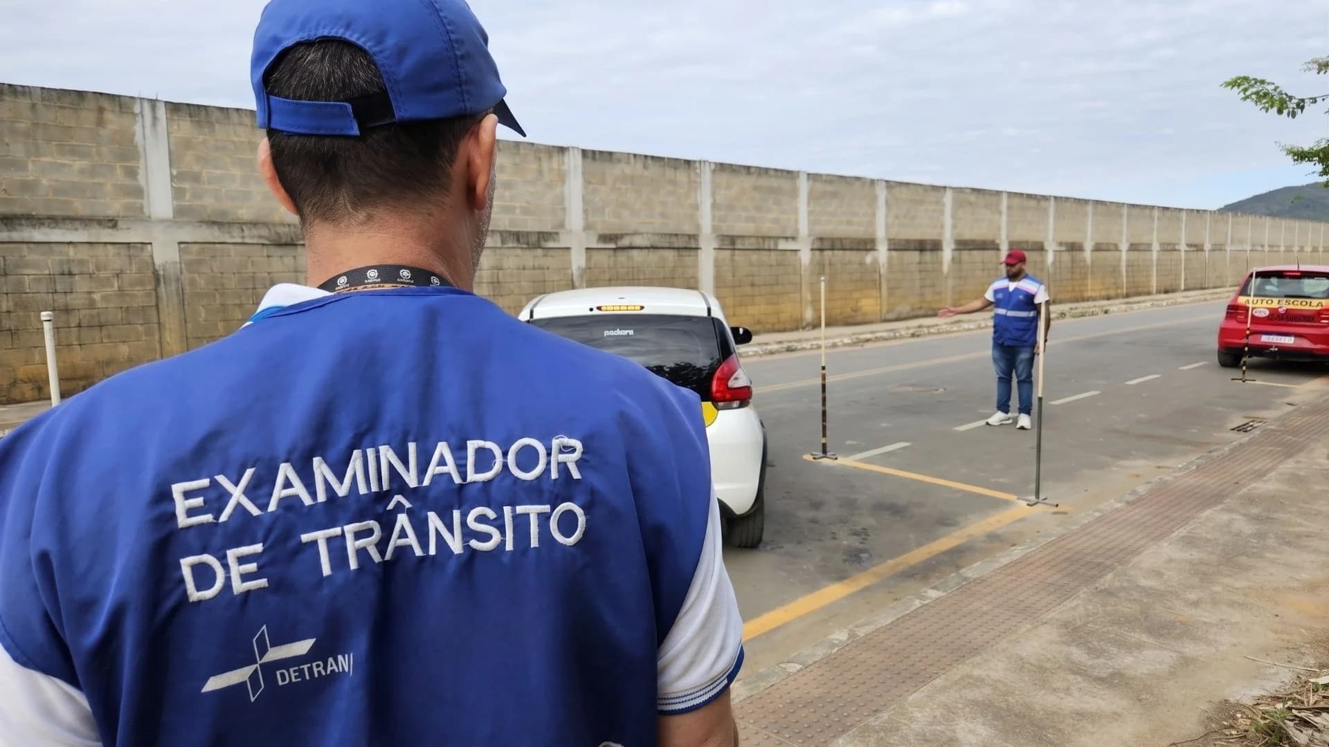 Proposta em debate pode permitir que jovens de 16 anos dirijam no Brasil