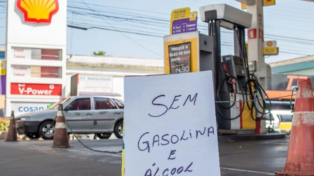 Alerta de Desabastecimento: Greve de Tanqueiros Inicia no ES