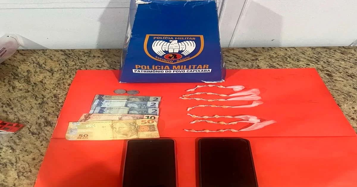 PM recupera moto roubada, apreende crack e prende dois suspeitos em Cachoeiro
