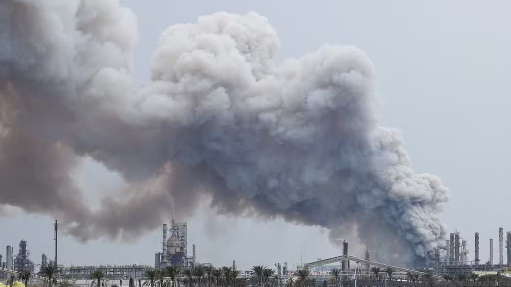 Explosão no Bahrein: Defesa Aérea dos EUA Suspeita de Causa de Ferimentos