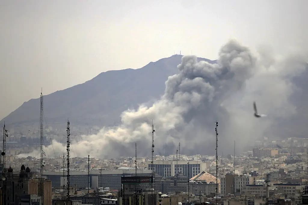 Guerra no Oriente Médio chega à terceira semana com novos ataques entre Irã e Israel